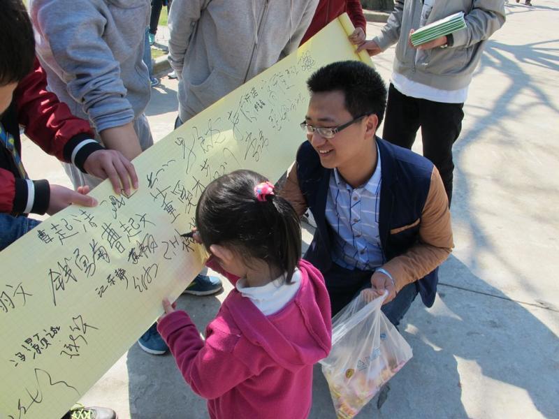 养肉鸡行情,养肉鸡行情，一只鸡背后的励志故事