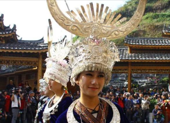 银镯子价格,小红书分享银镯子价格大揭秘！选购指南，让你轻松get到性价比之选！